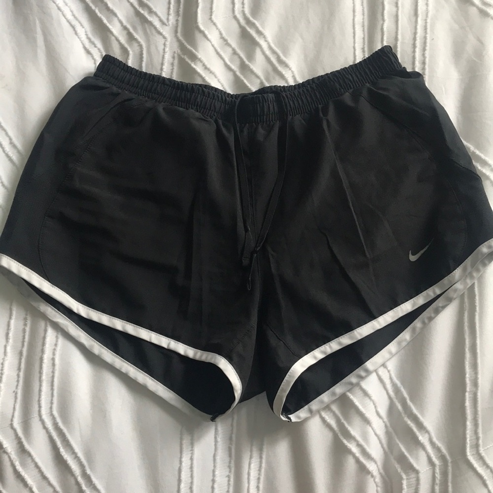Nike running short